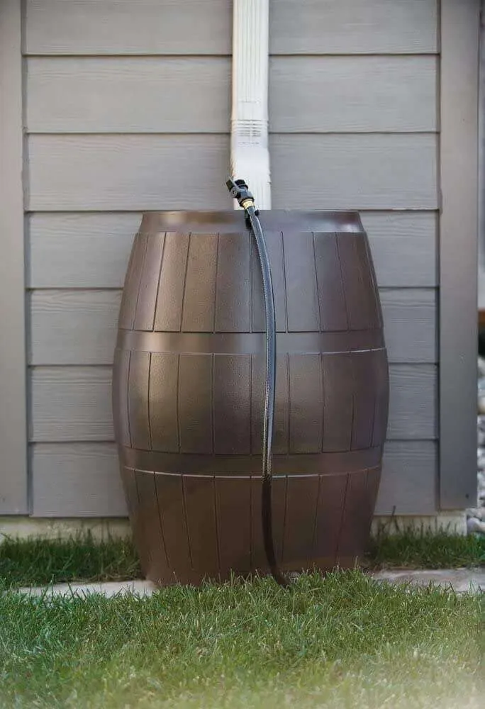 FCMP Outdoor 50Gal Rain Catcher Rain Barrel