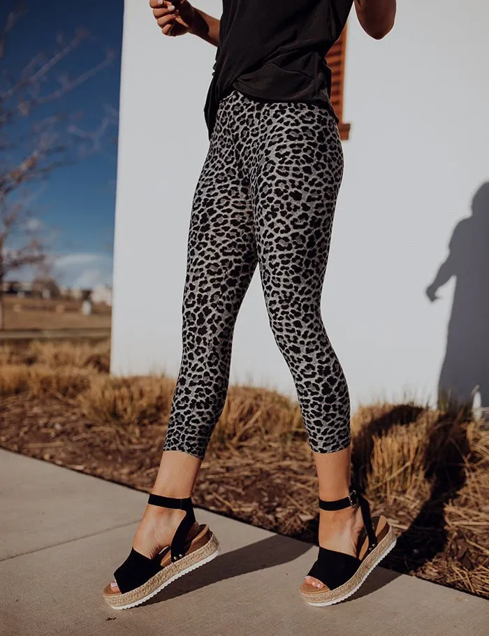 SA Exclusive Sassy Leopard Grey and Black Capri Leggings